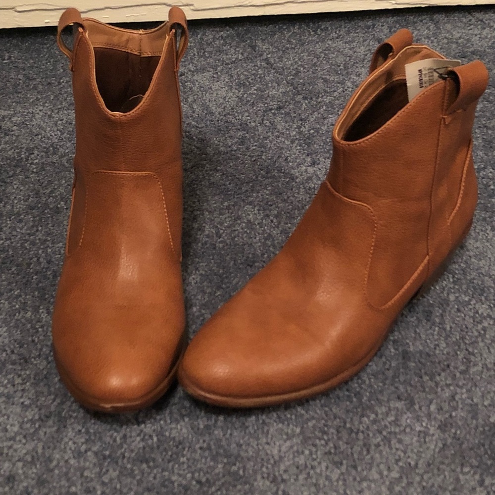Wild Diva Lounge Vegan Leather Western Booties